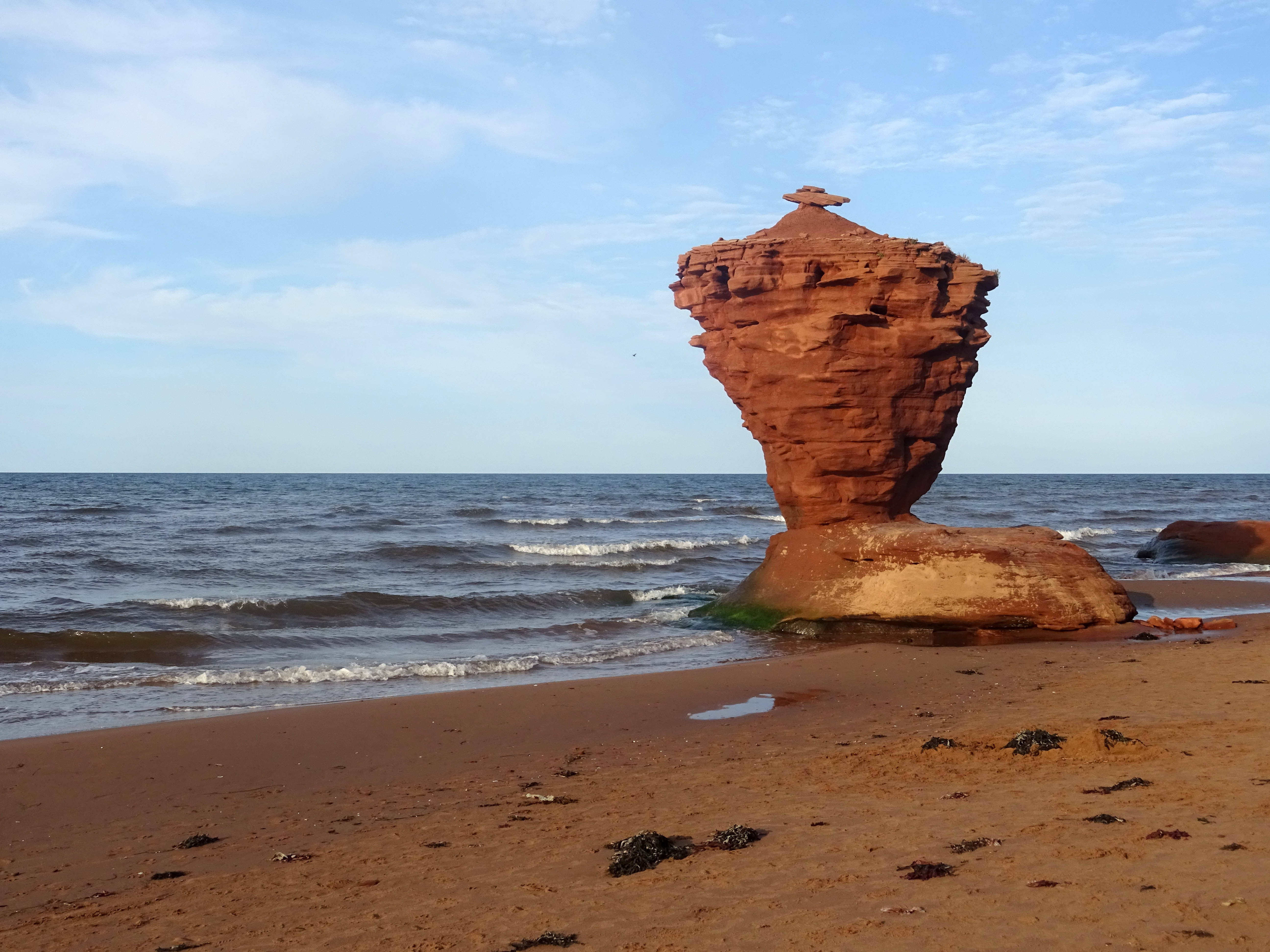 Plage Canada Ile du prince edouard en été Tea cup rock Thunder cove beach itinéraire road trip 