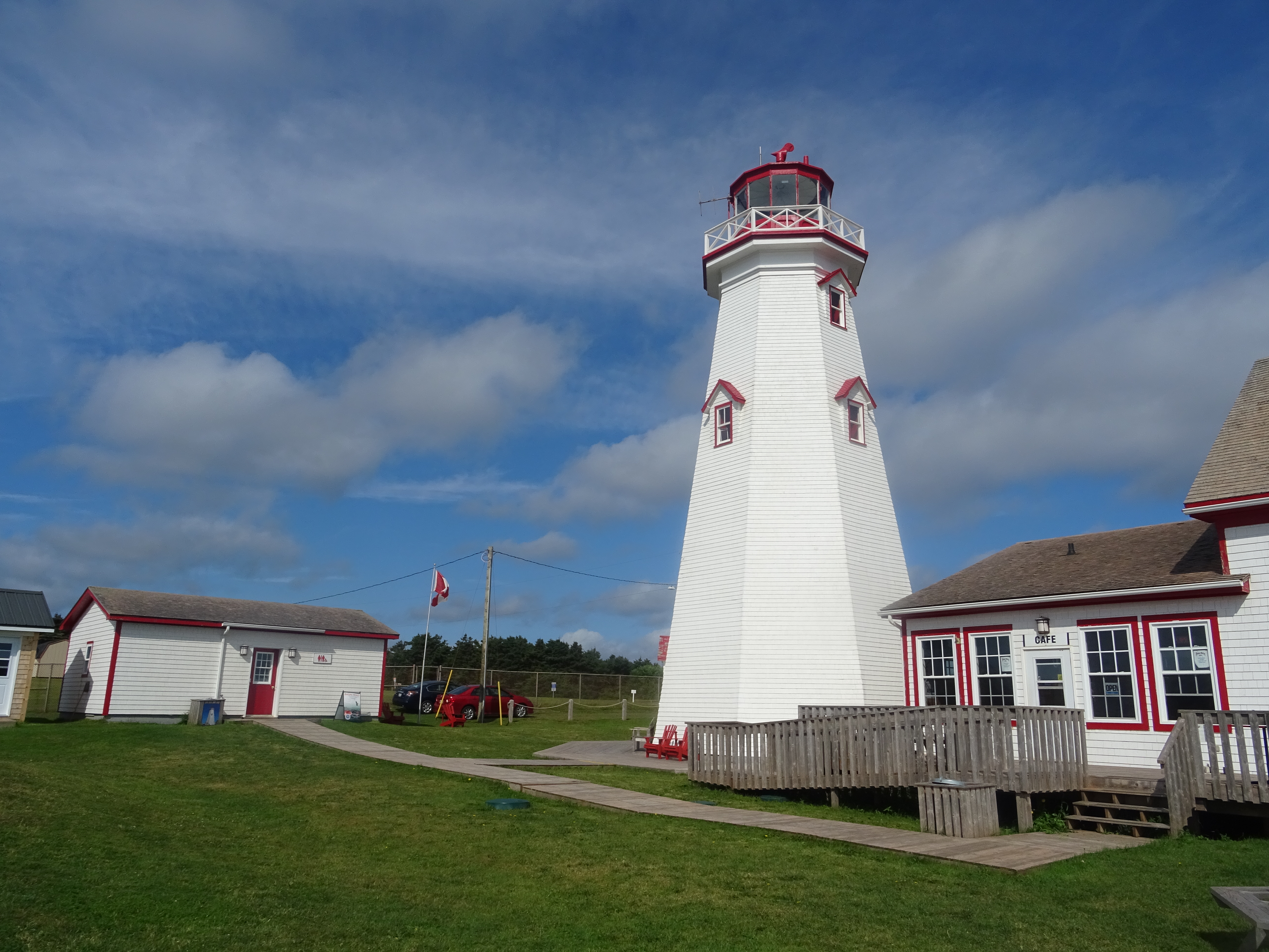 Phare Ile du prince edouard East Point Canada itinéraire road trip est canadien en été
