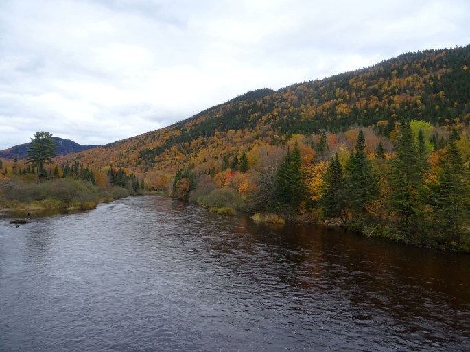 Activité automne québec : randonnée vallée bras du nord, accès shannahan