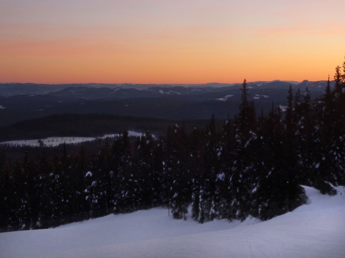 Coucher de soleil à Big White Ski Resort, Kelowna, Colombie britannique