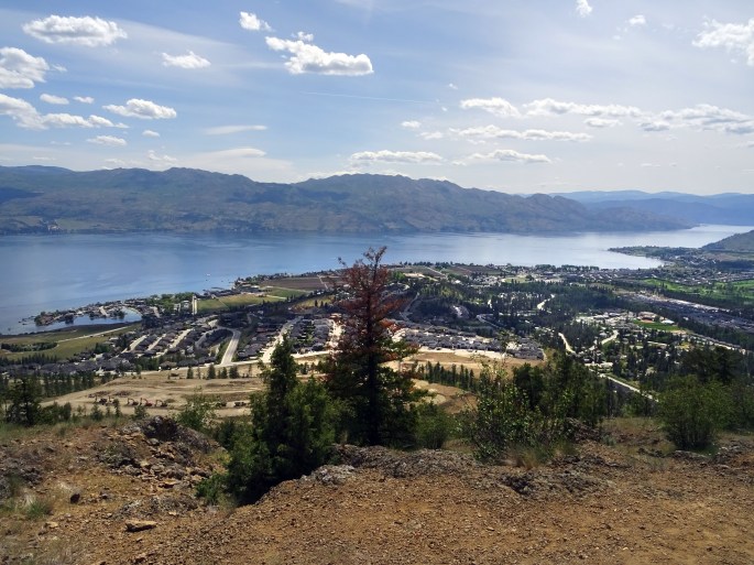 Randonnée Kelowna mont boucherie Okanagan valley Canada
