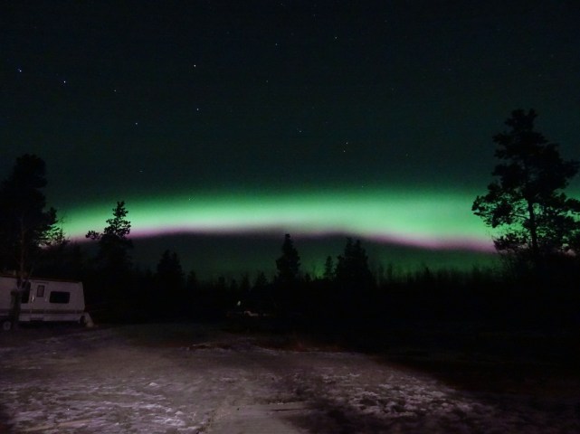 Aurores boréales à Whitehorse, Yukon, Canada