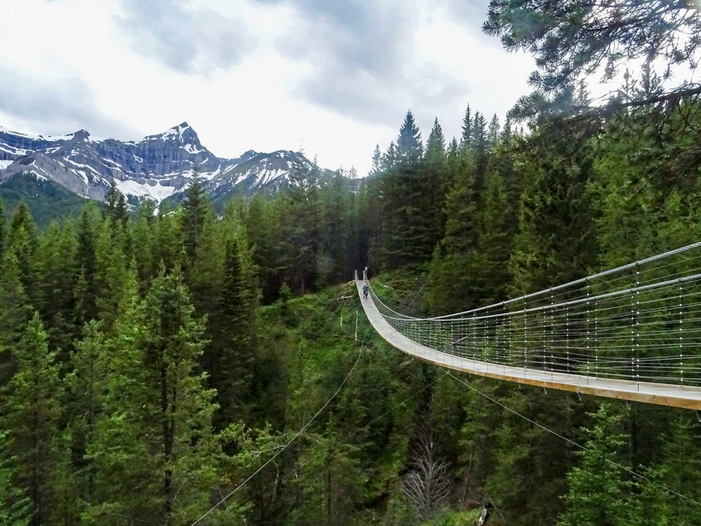 Pont suspendu Blackshale, Kananaskis, Alberta, Canada